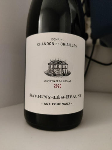 2021 Domaine Chandon de Briailles Savigny-lès-Beaune Aux Fournaux (750ml)